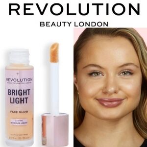 Revolution Beauty Bright Light Face Glow